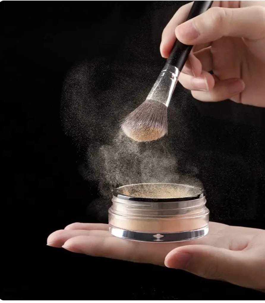 IMAGIC PROFESSIONAL LOOSE POWDER – BANANA SHADE - Image 2